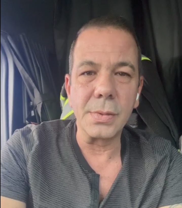 Portrait of driver Yosvany M.