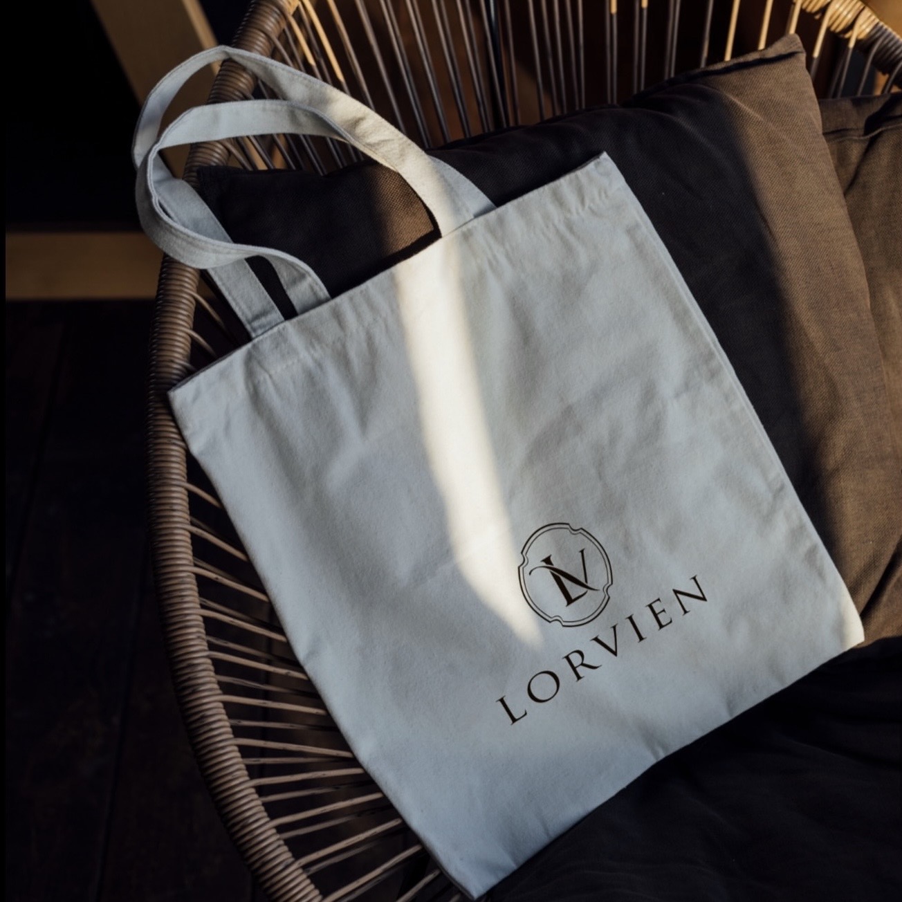 LORVIEN — brand identity by FORMA 4