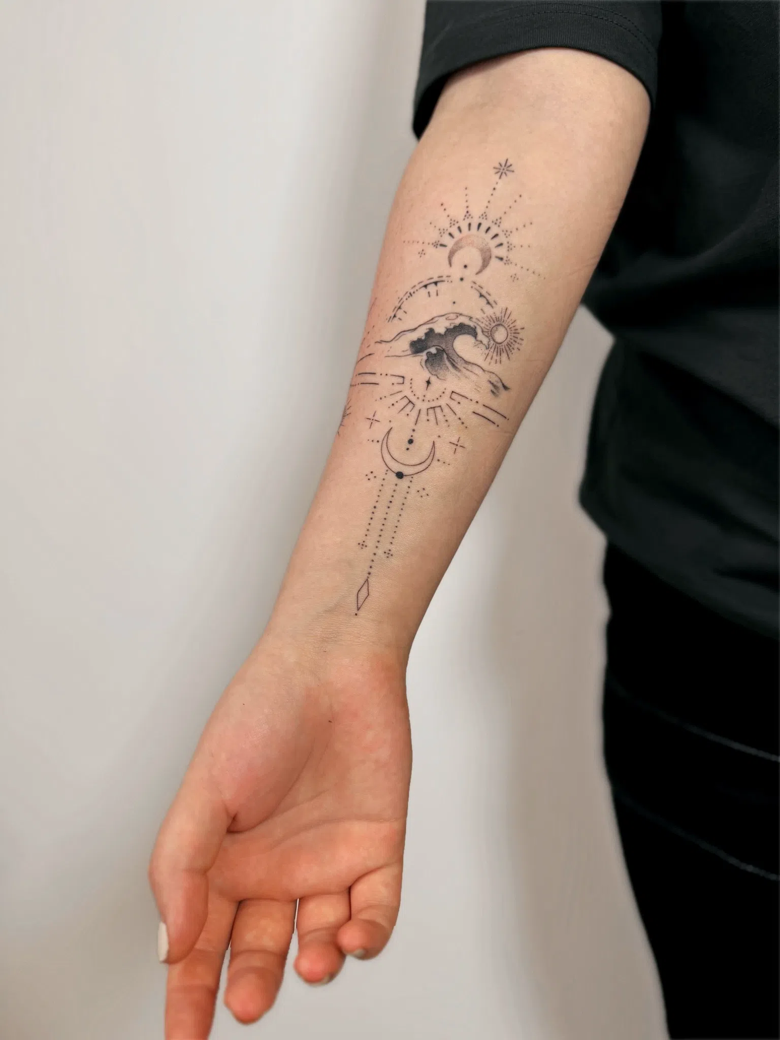 Fine line tattoo style