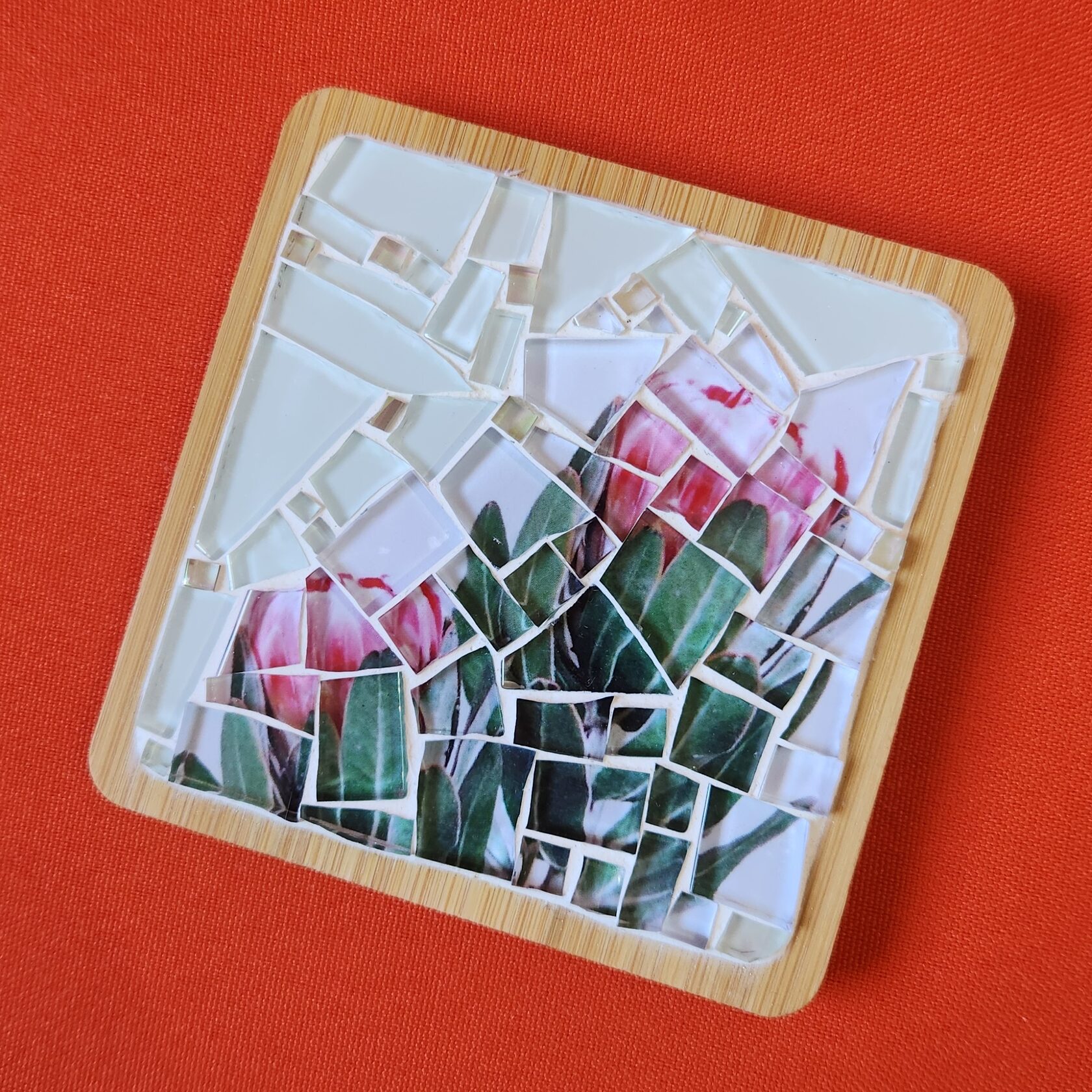 Noname Studio Mosaic DIY mosaic kit Protea coaster