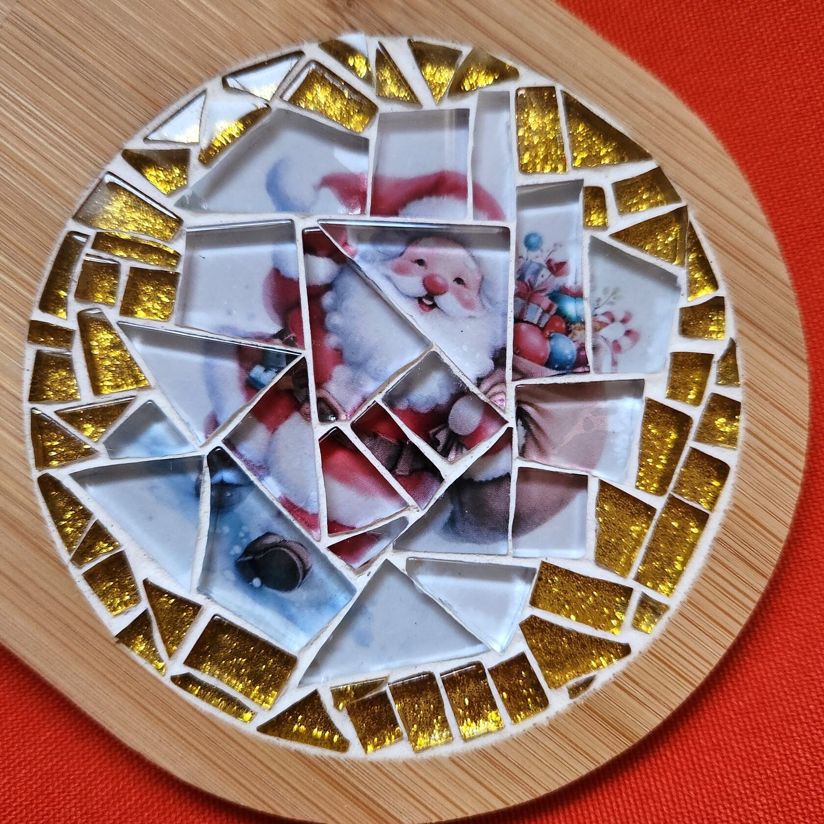 Noname Studio Mosaic DIY mosaic kit Christmas coaster