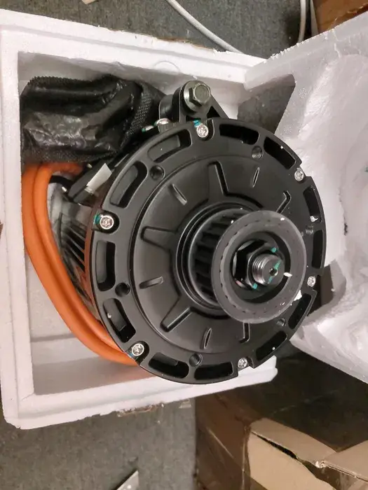 Центральний двигун QS 138 4000W