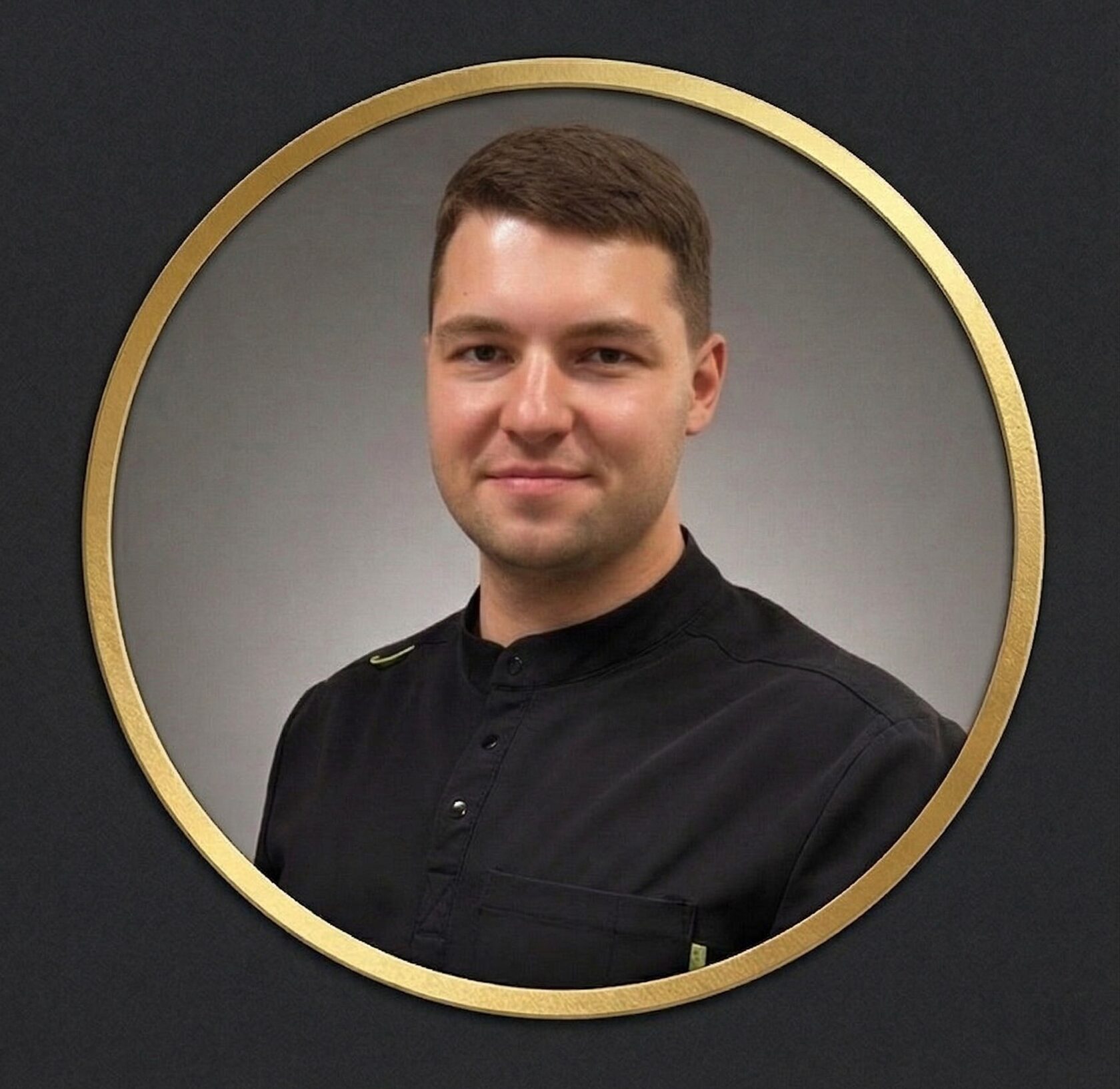 Денис Чистов. Специалист по массажу. Эстетист по лицу и телу.