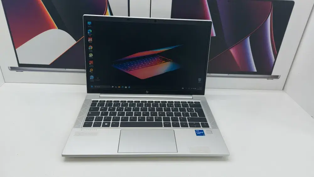 HP EliteBook 830 G8